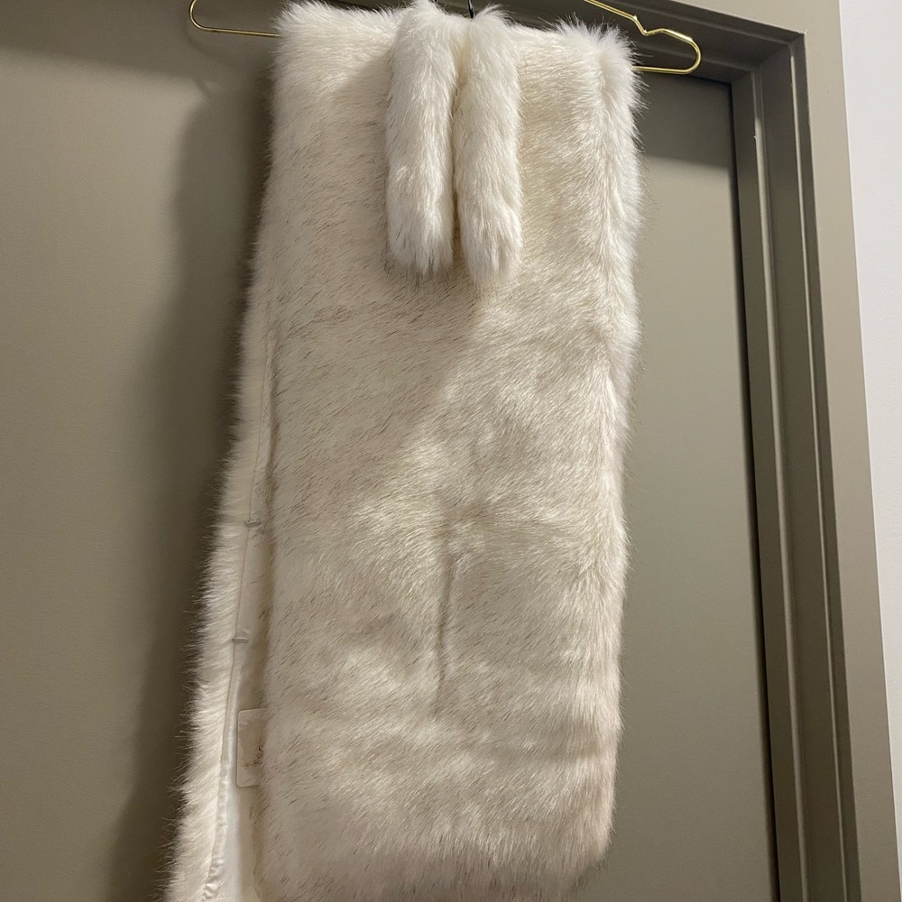 Fur wrap - Picture 3 of 4